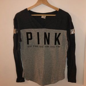 VS PINK Colorblock Gray Logo V-Neck Long Sleeve